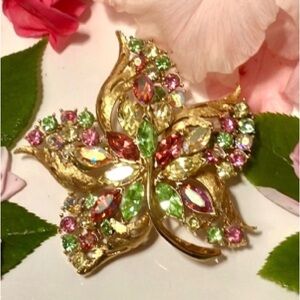 Coro brooch. Pink and green coro brooch. Uranium Coro brooch 3"